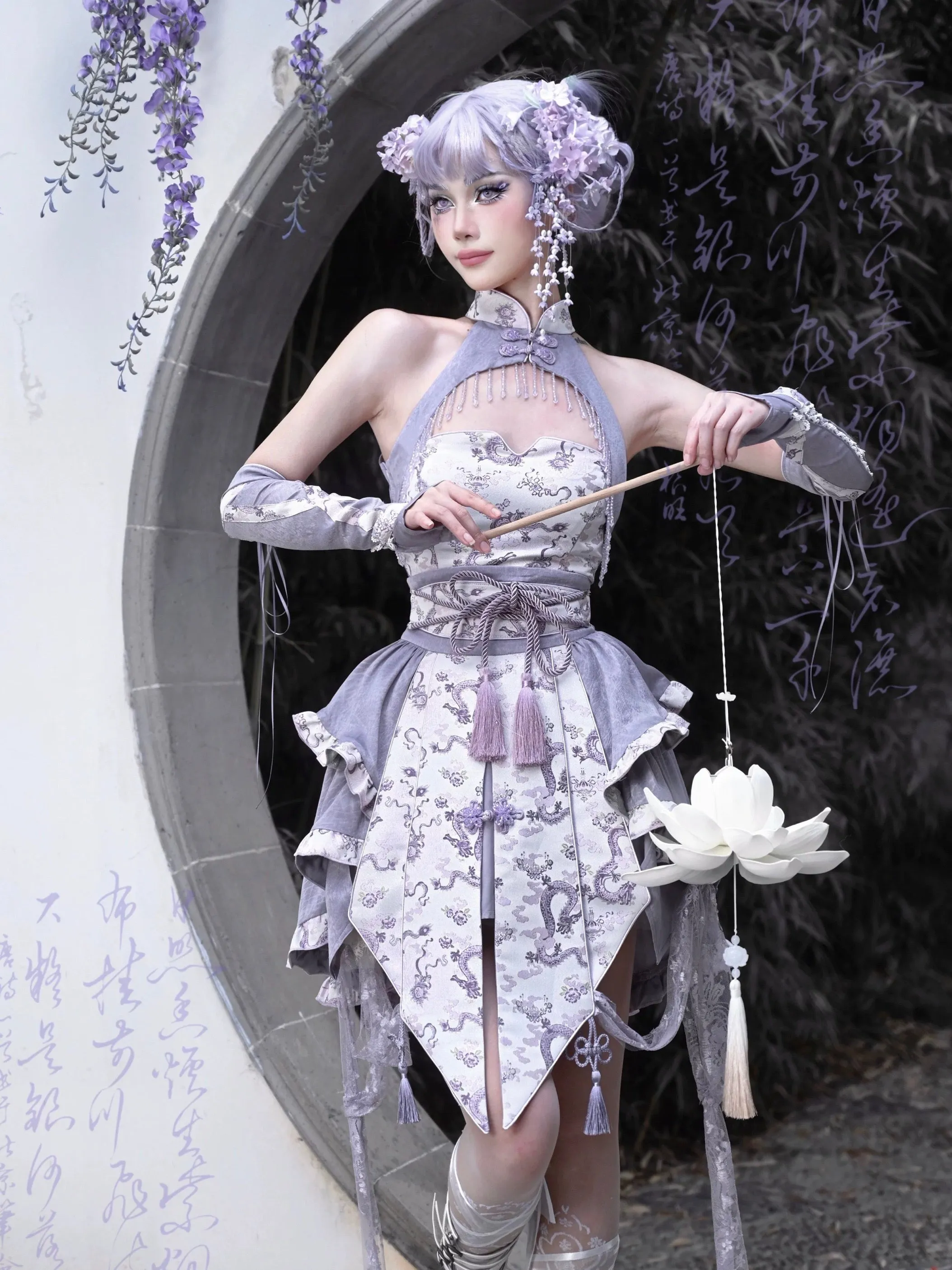 [Blood Supply] Dragon In Wisteria Crystal Tassels Crop Top
