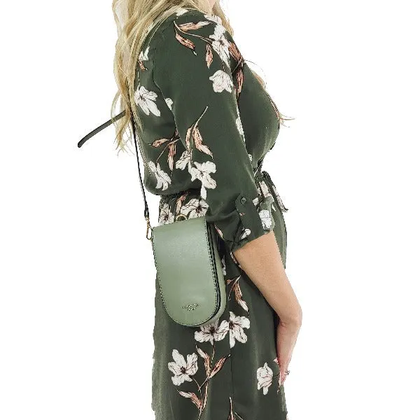 Contessa, -50%   Free Shipping