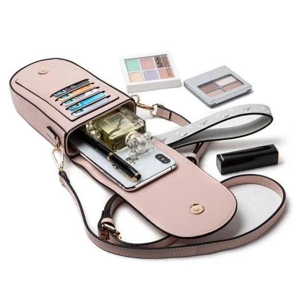Contessa, -50%   Free Shipping