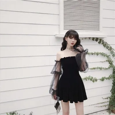 'Dark Queen' Black Grunge Mesh Bell Sleeved Dress