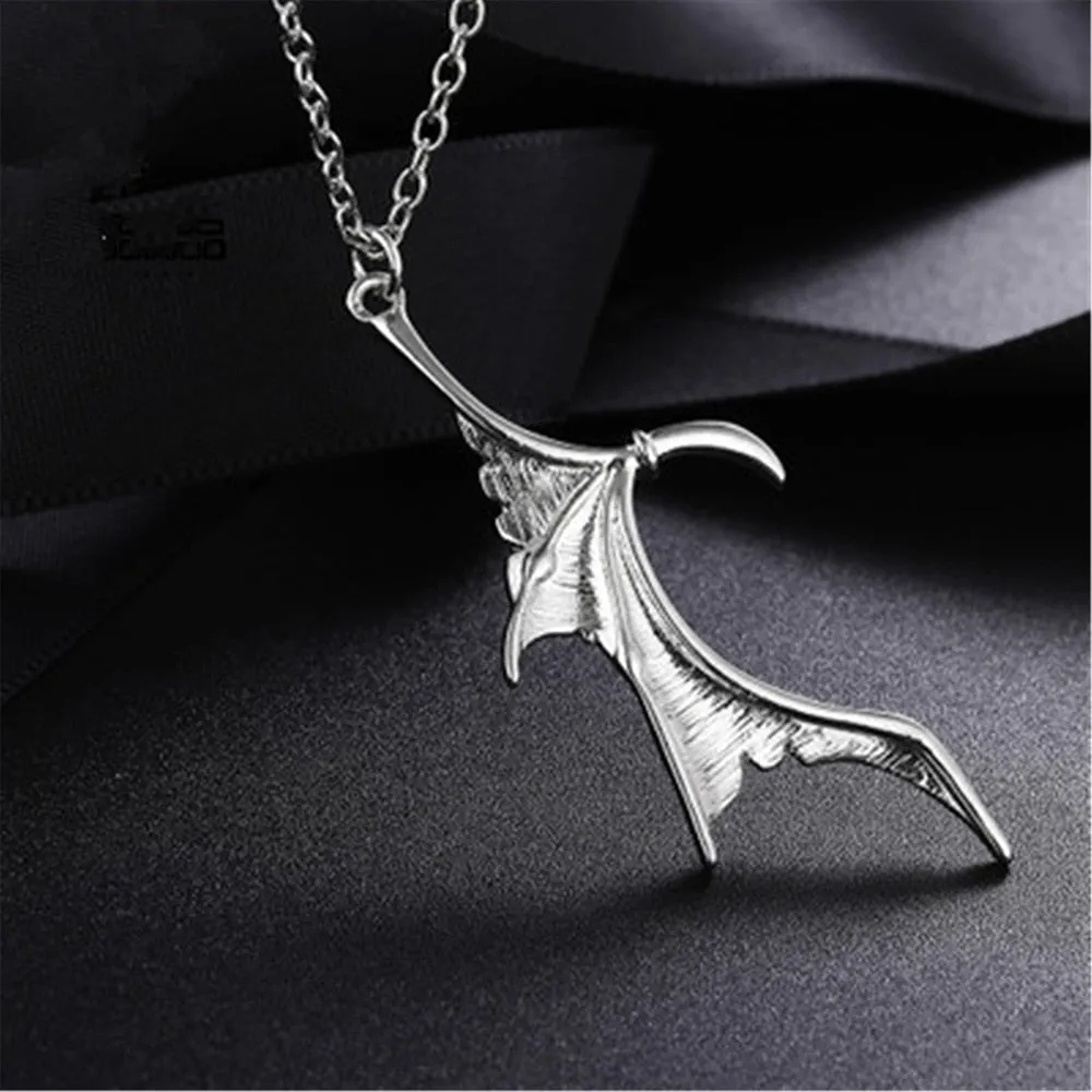 Gothic Punk Devil Wing Couple Necklace for Women Men Dragon Wing Love Heart Pendant Necklace Friendship Necklaces Family Jewelry