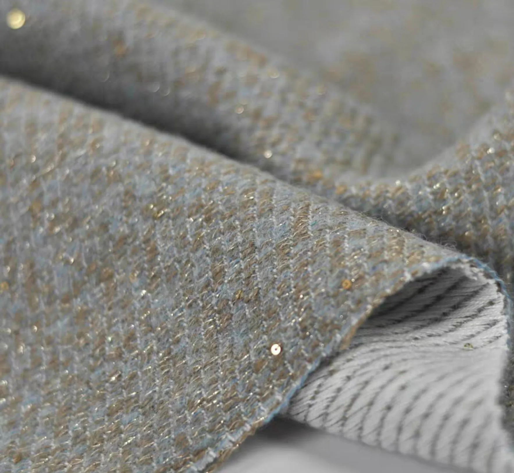 High-end woolen small fragrant woven wool coat fabric Gold silk Icelandic tweed suit clothing fabric