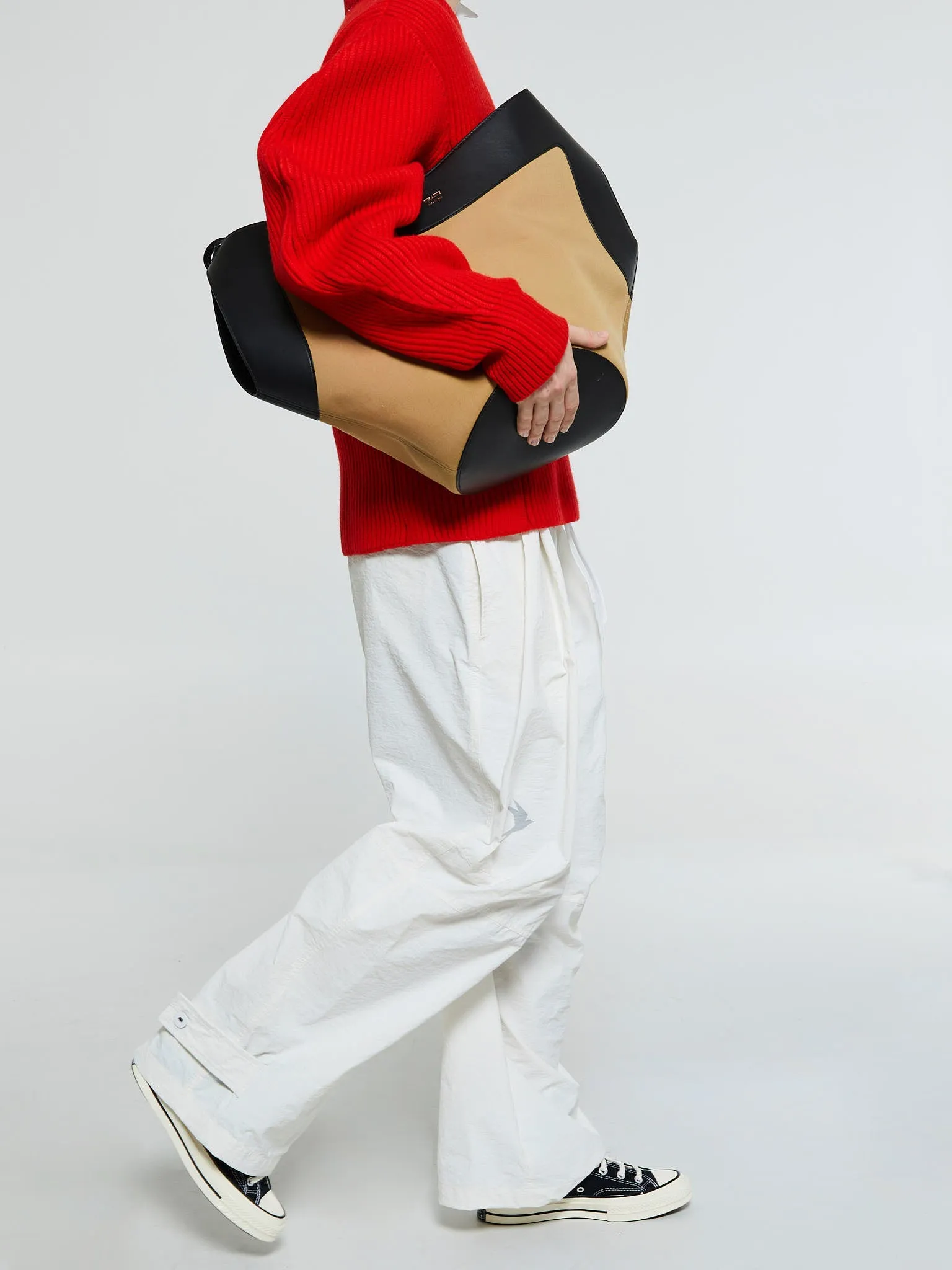 Hringbraut Cargo Pants in White