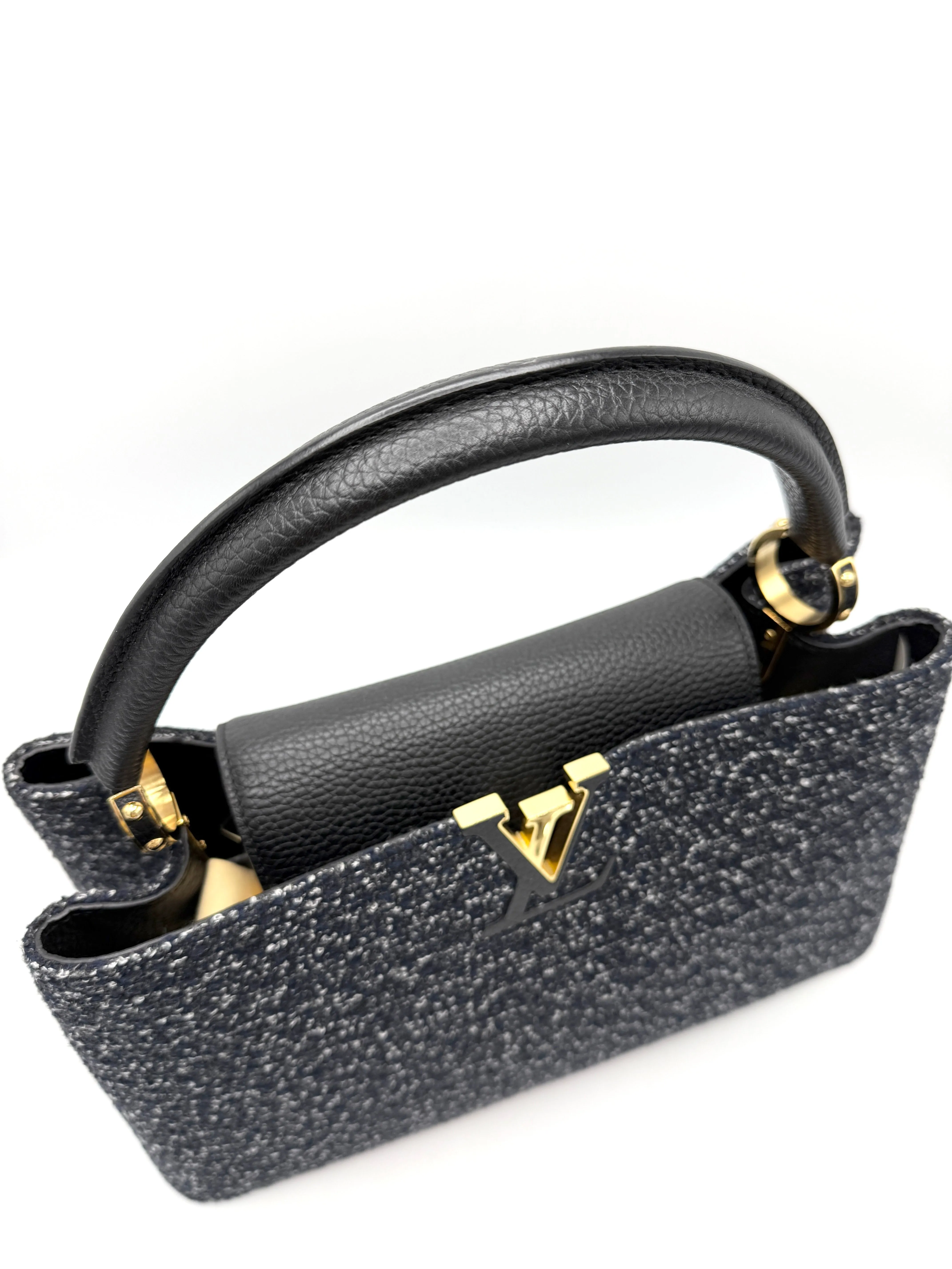 Navy/Grey/White Woven Tweed Capucines MM