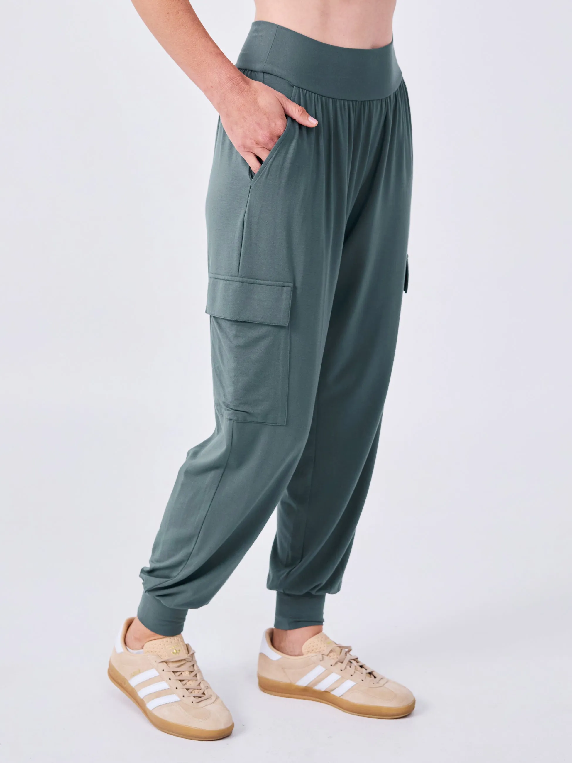 Nomad Cargo Pocket Pant - Sage