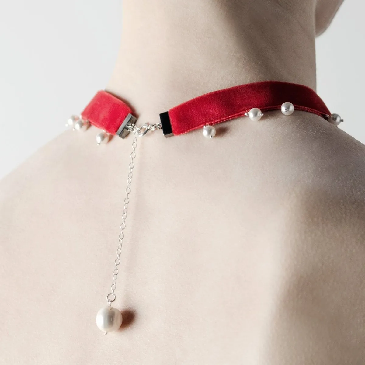 Pinnacle necklace