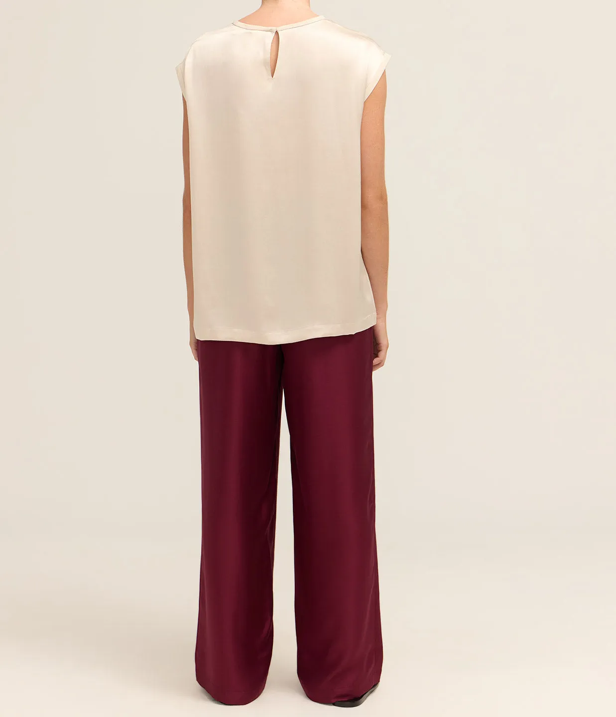 Round Neck Sleeveless Top in Champagne