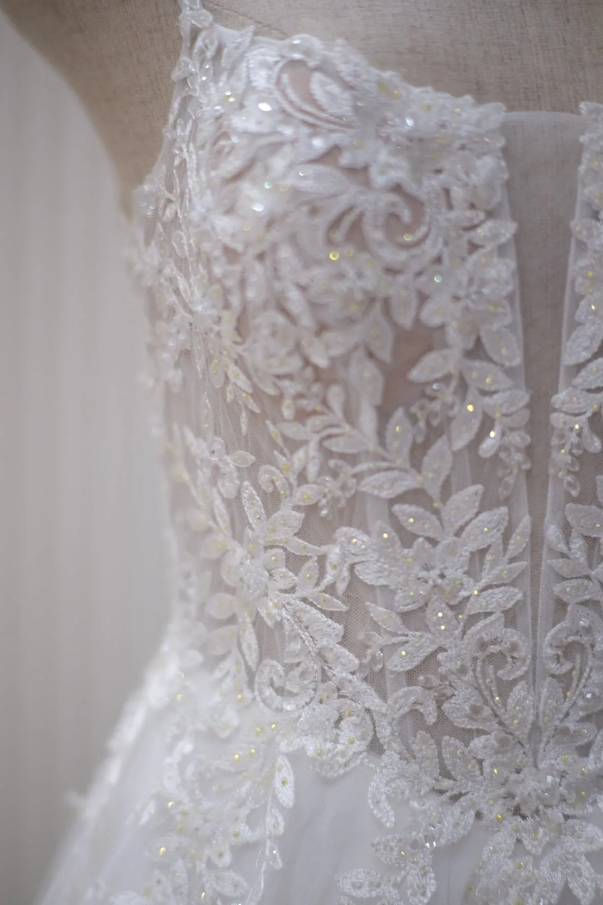 Wedding bridal premium fabric half aplique lace with beaded